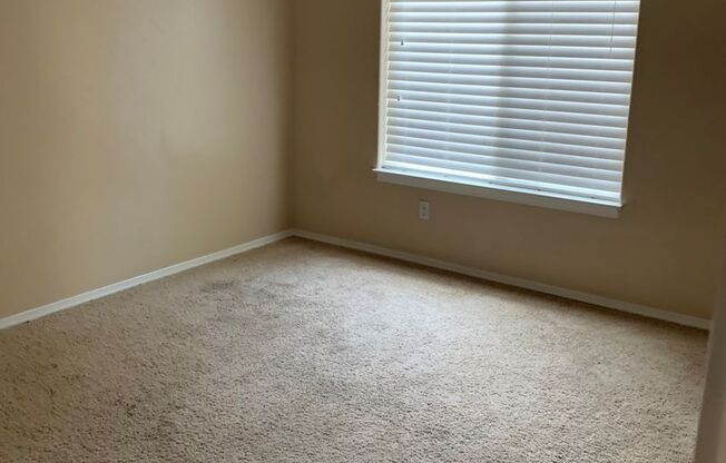 3 beds, 2 baths, $2,300
