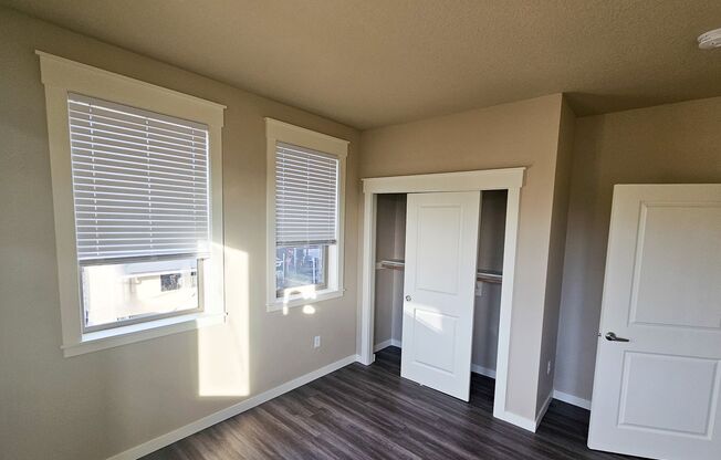 1 bed, 1 bath, 707 sqft, $1,550, Unit 202