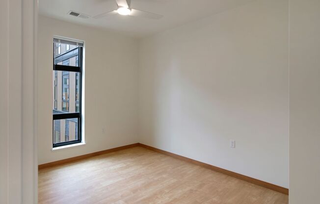 2 beds, 1 bath, 773 sqft, $1,310, Unit A223