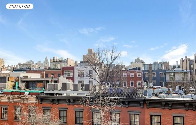 259 W 12 ST