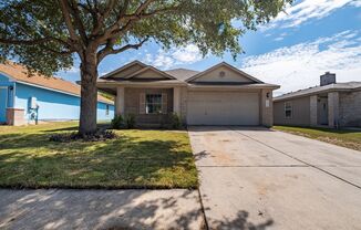 Classic 3 Bedroom, 2 Bath Home in Austin Near Tesla & Airport