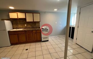 Studio, 1 bath, $700, Unit Apartment B