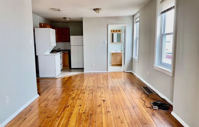 2635 East Lehigh Avenue