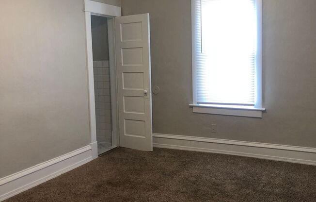 2 beds, 1 bath, $1,450