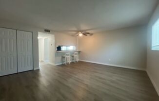 1 bed, 1 bath, 700 sqft, $1,225, Unit Unit 12