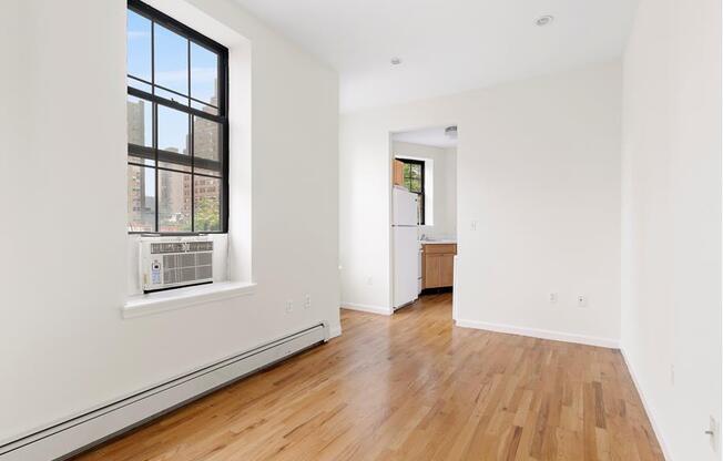 340 E 86 ST