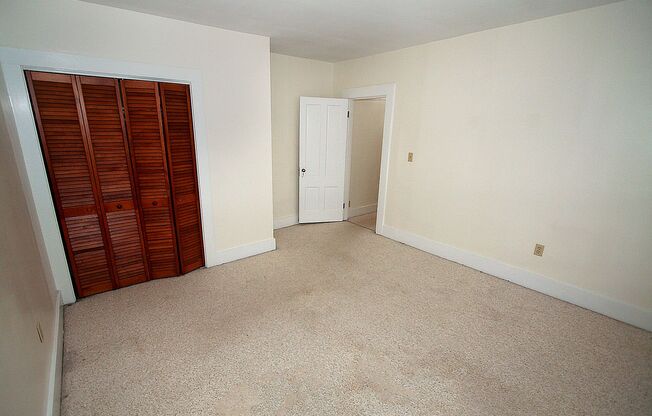 2 beds, 1 bath, $1,995, Unit 8