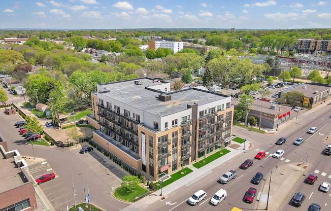 Liffey on Snelling | High End Apartments in St. Paul, MN