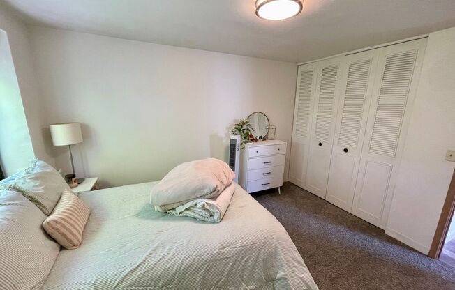 1 bed, 1 bath, $1,095, Unit 309