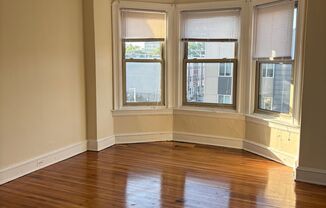 3 beds, 1 bath, 1,400 sqft, $1,595, Unit 4532-B15