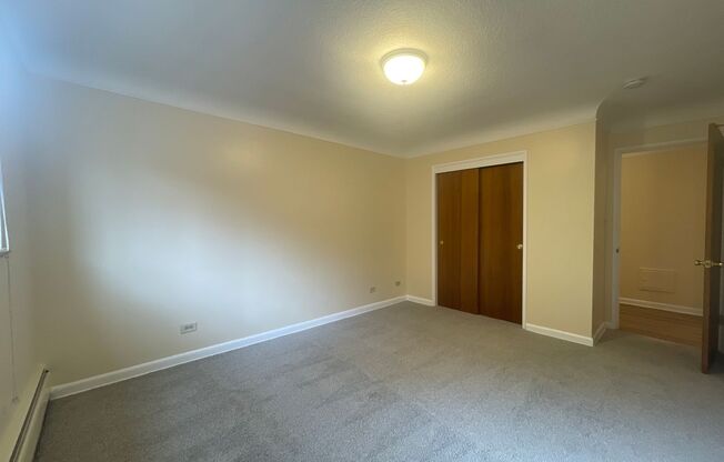 2 beds, 1 bath, 908 sqft, $1,495, Unit 108