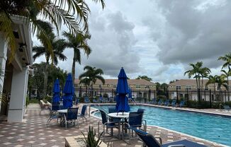 Townhouse in Pelican Pointe in Pembroke Pines