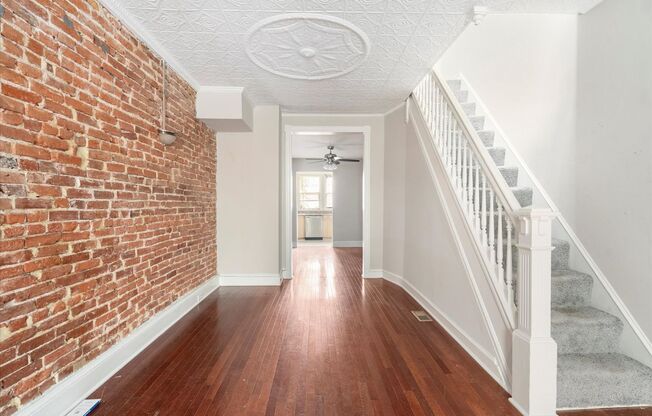 Stylish & Spacious 2 Bed, 1 Bath Home