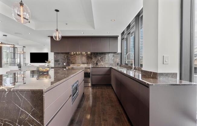 429 KENT AVE
