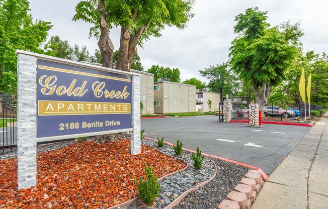 Gold Creek Apartments