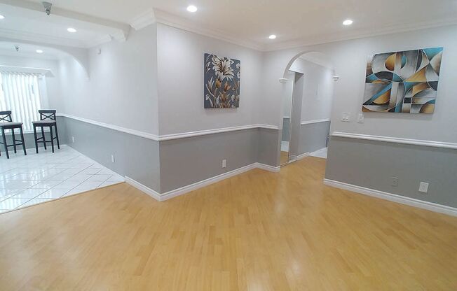 2 beds, 2 baths, 910 sqft, $2,595, Unit 410