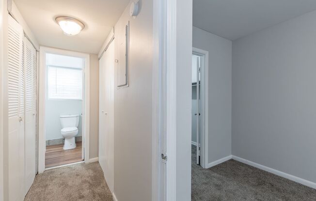 1 bed, 1 bath, 750 sqft, $1,110, Unit B-02