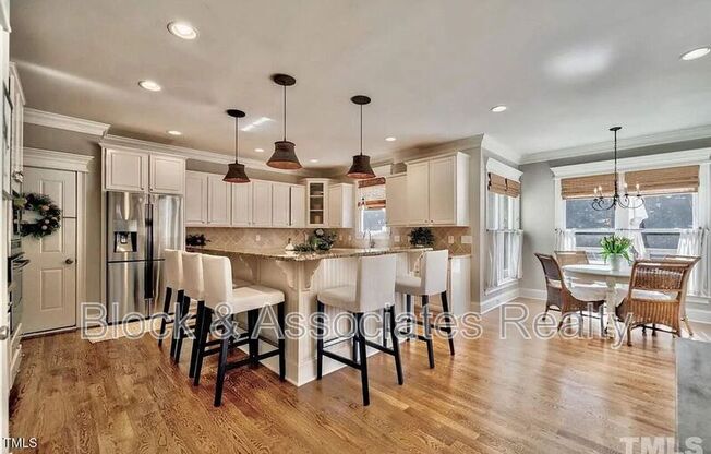 125 GRANTWOOD DR