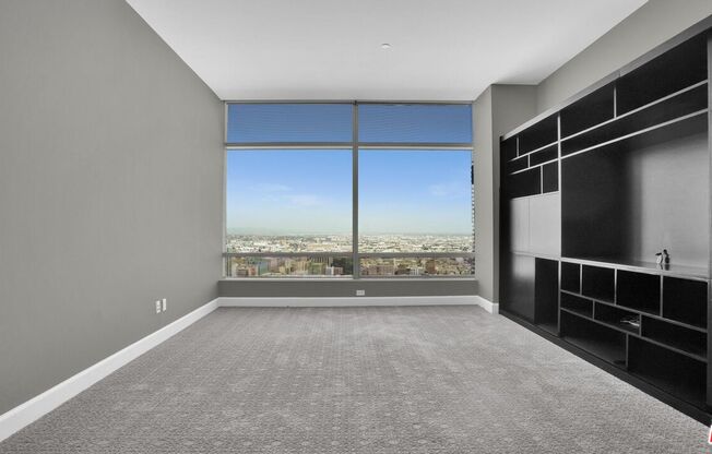 1 bed, 2 baths, 1,390 sqft, $6,195, Unit 39C
