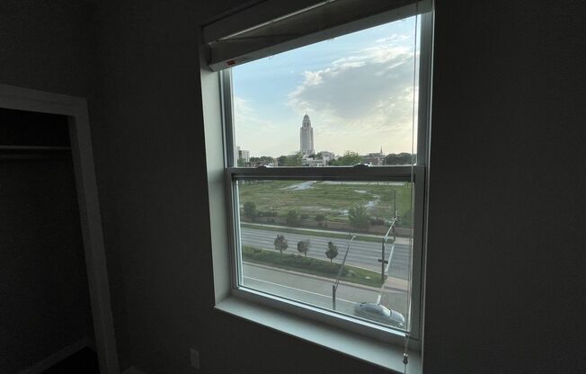 2 beds, 2 baths, 956 sqft, $1,595, Unit 524