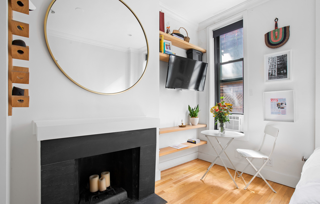 88 HORATIO ST