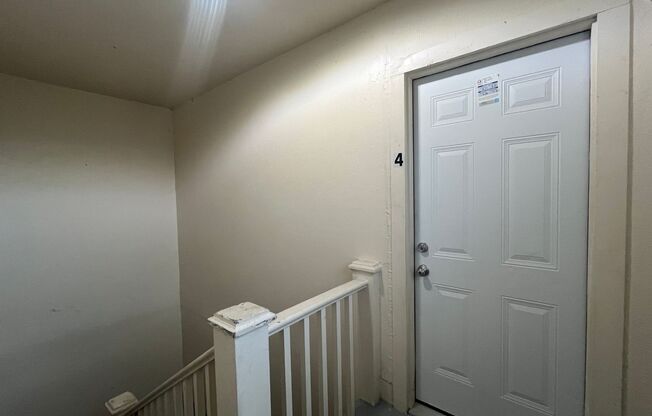 BILLS PAID! SOUTHSIDE APARTMENT