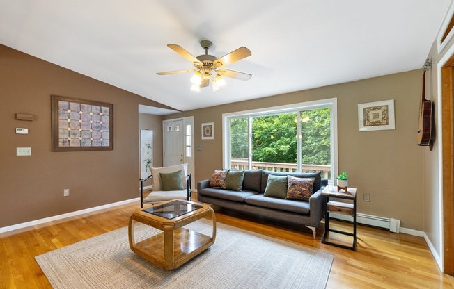 322 SIBLEY RD