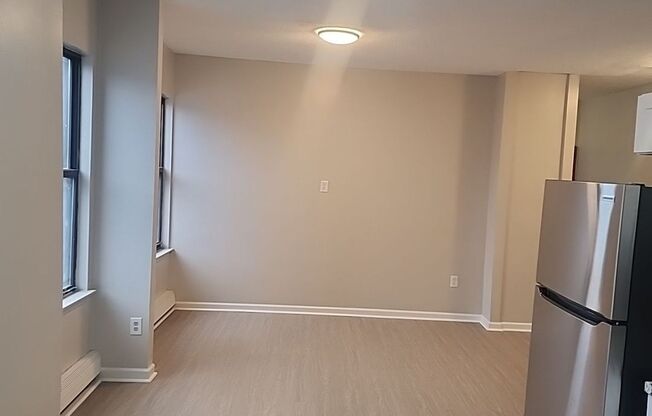 Cozy 3 bedroom | 1 bath Apartment