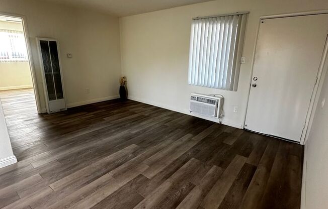 1 bed, 1 bath, $2,100