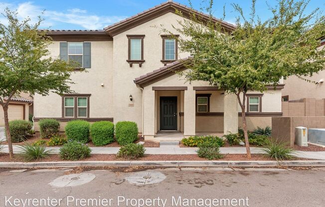 860 S Pheasant Dr