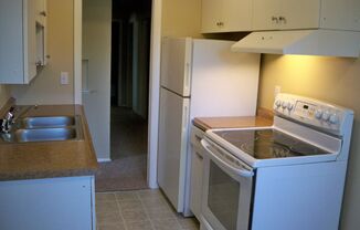 1 bed, 1 bath, 600 sqft, $1,165, Unit 550-02