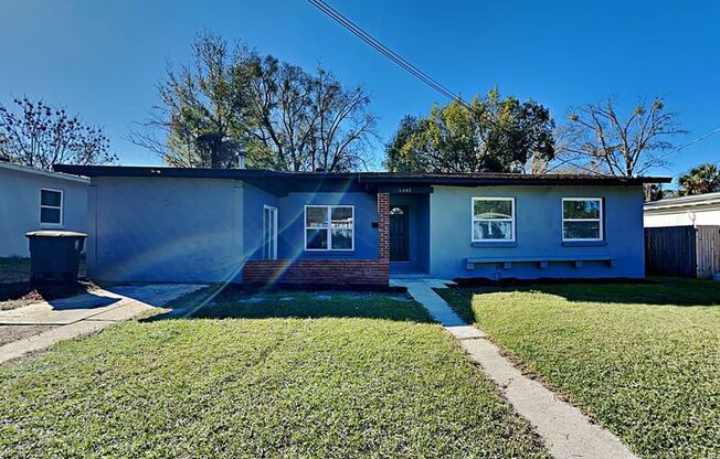 5242 SHIRLEY AVE