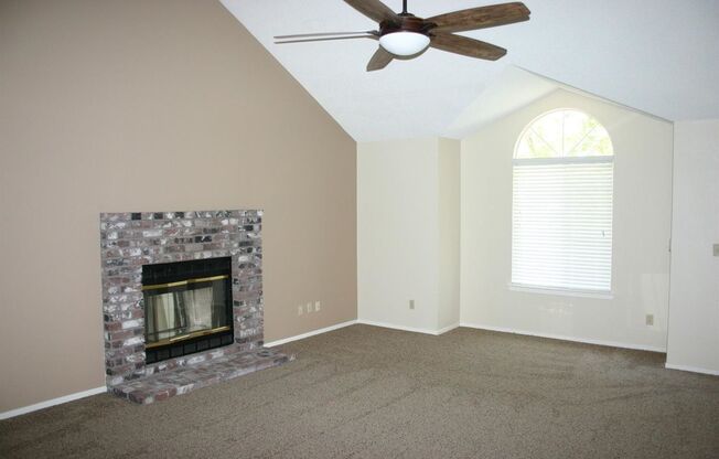 3 beds, 2 baths, $2,095