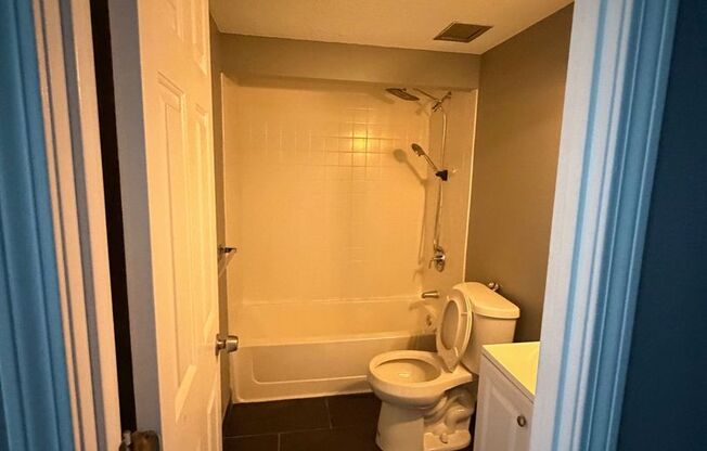 2 beds, 1.5 baths, 1,345 sqft, $2,165, Unit 112