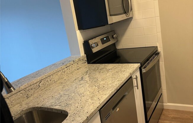 Studio, 1 bath, $2,600, Unit 26A