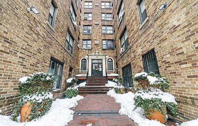 624 West 176th street