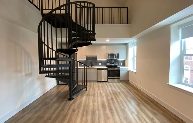 2 beds, 2 baths, 849 sqft, $3,166, Unit 421