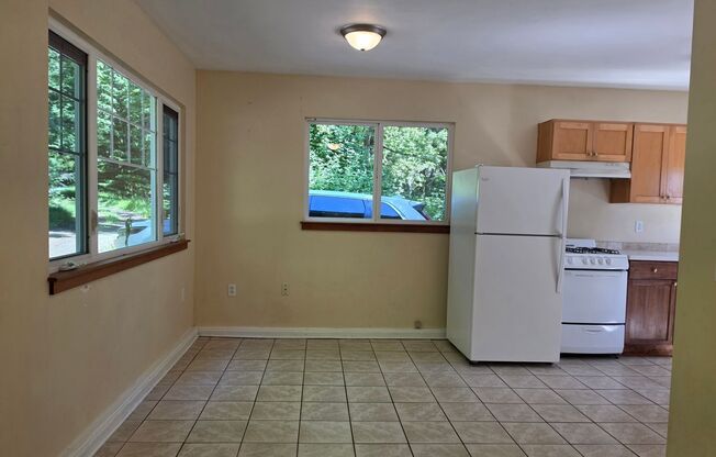 Loft Style Cottage in Indianola