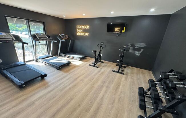 2 beds, 1 bath, 870 sqft, $1,335, Unit 248A