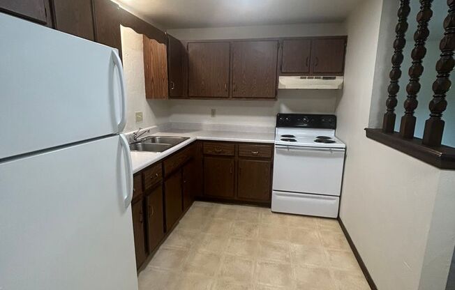 1 bed, 1 bath, 660 sqft, $745, Unit 5