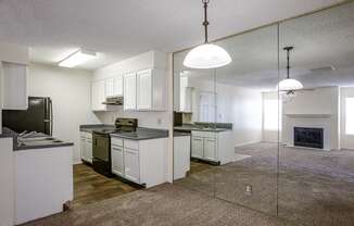 Dining and Kitchen area at Park Place Apartments in Las Cruces New Mexico