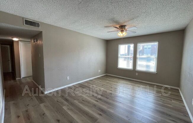 319 SE 3rd Street