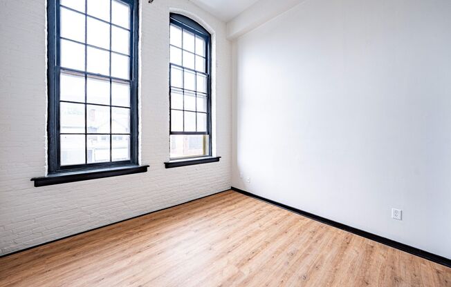 2 beds, 1 bath, 890 sqft, $1,475, Unit Apartment 108