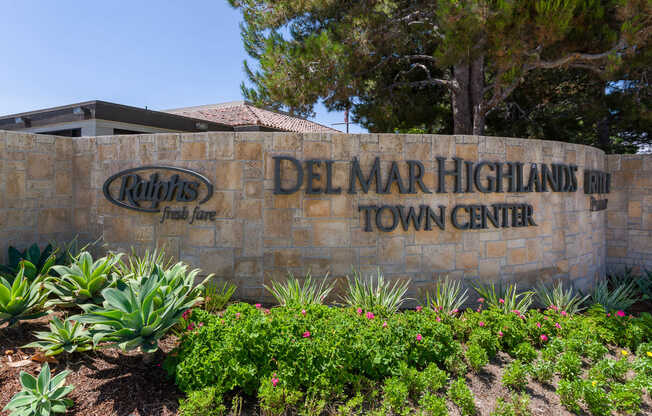 Nearby Del Mar Highlands Town Center