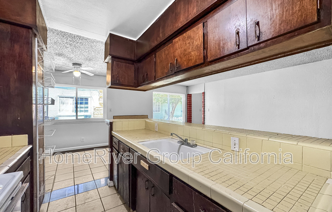 100 Nedra Ct