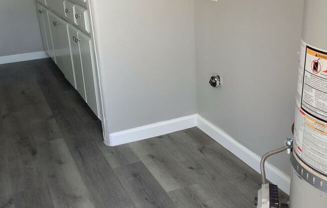 6202-12/S Newell Ave.