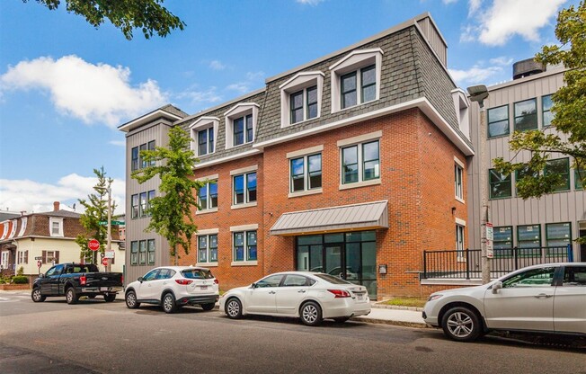 2 beds, 2 baths, 1,200 sqft, $4,350, Unit 101