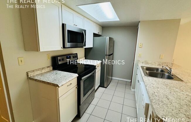 5012 LAGUNA BAY CIRCLE