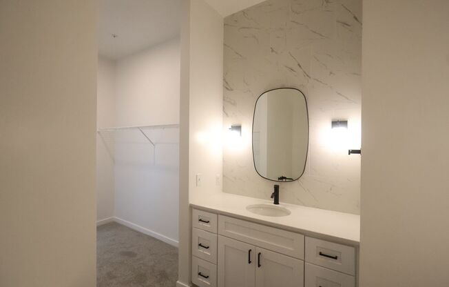 2 beds, 2 baths, 1,297 sqft, $3,600, Unit 908