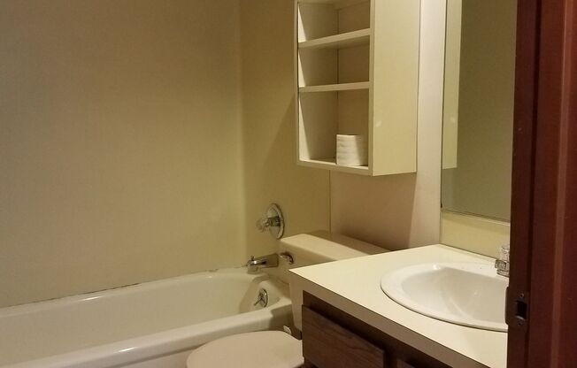Newly Renovated + Sunny & Bright, 2 Bedroom + Loft, 2 Bath Duplex in Goose Hollow Coming Soon!